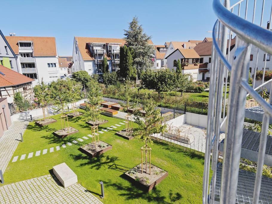 Ticasa Wave-Zentral-Outlet-Aufzug-Stylisch-Unique Metzingen  Kültér fotó